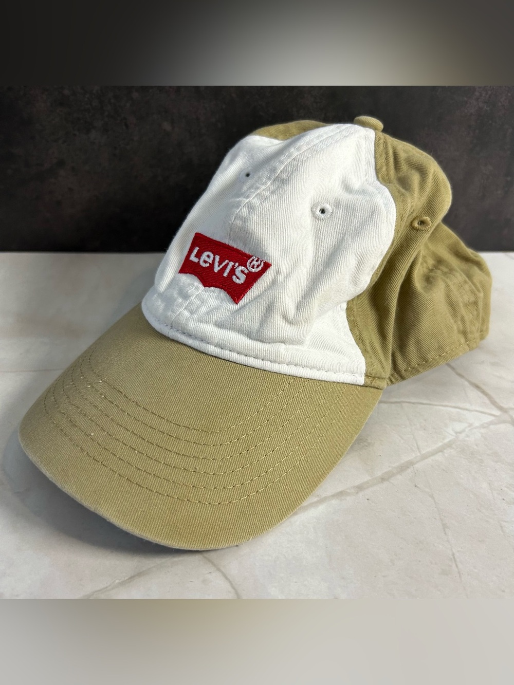 Levi's Two-Tone White and Khaki Kids' Baseball Cap with Red Logo